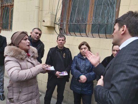 19 saylı Nərimanov birinci seçki dairəsindən deputatlığa real layıqlı namizəd Güloğlan Cabbarovun Təbriz 100 a küçəsində sakinlərlə növbəti görüşü keçirilmişdir. FOTO-lar